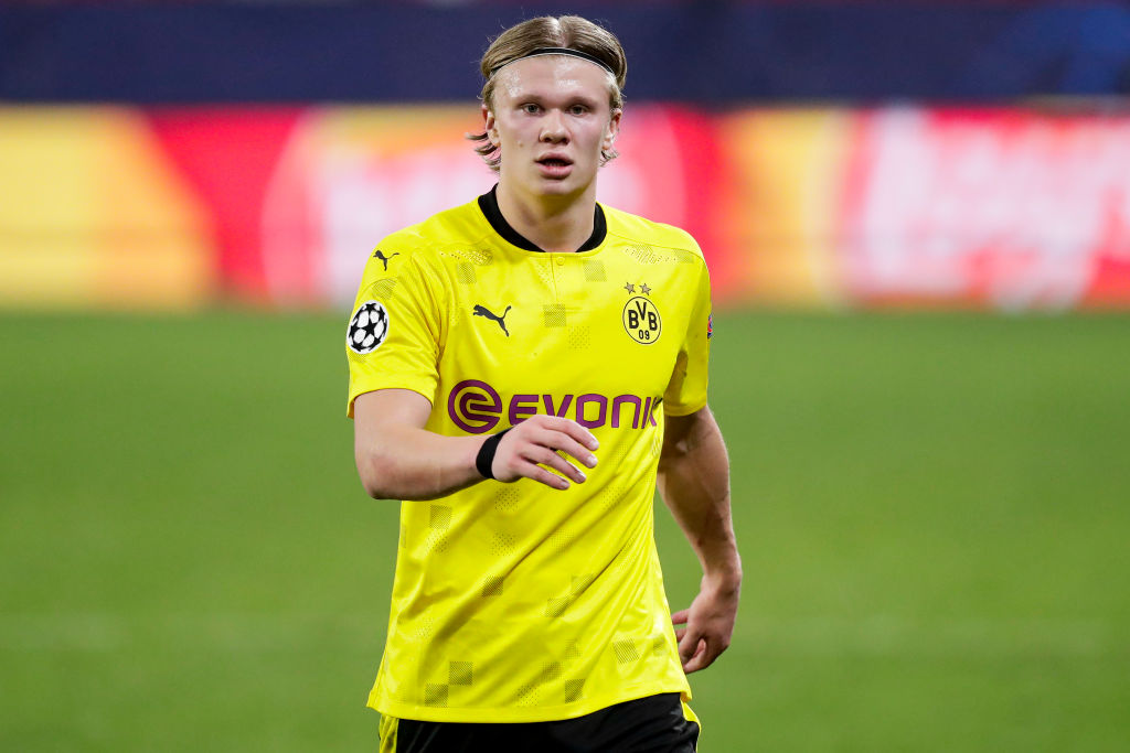 劳拉虽然试 劳拉虽然试